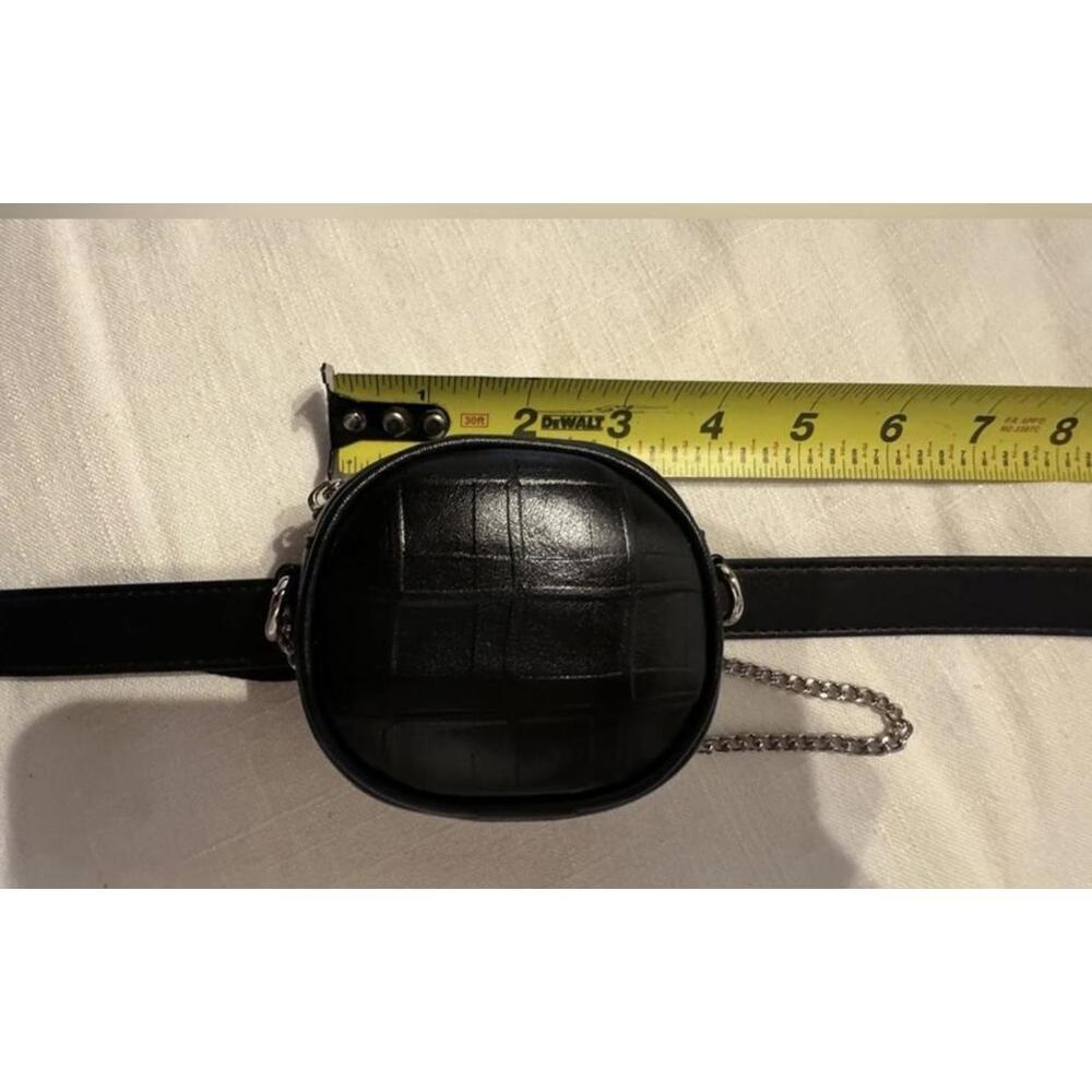 URBAN REVIVO Belt Bag NWOT - Picture 5 of 6